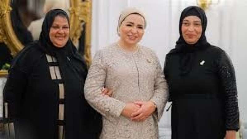 السيدة انتصار السيسي تهنئ سيدات مصر بمناسبة عيد الأم