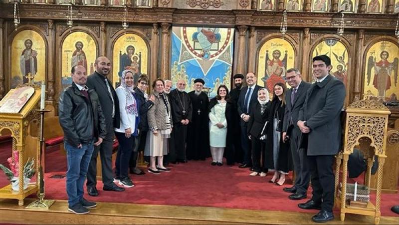 وزيرة الهجرة: الكنيسة المصرية دوما لها دور وطني بجانب الديني