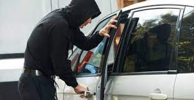 اعترافات لصوص سرقة السيارات أمام النيابة