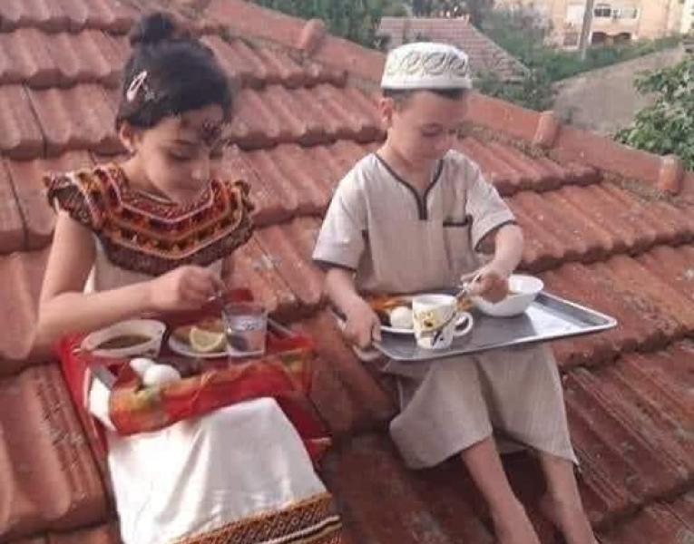 كيف يحتفل الجزائريون بصيام الأطفال لأول مرة في رمضان؟
