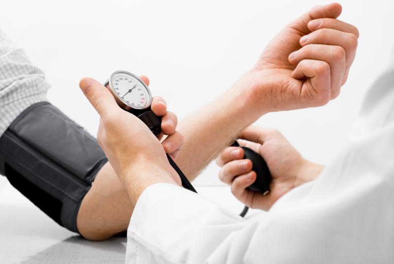 8 نصائح غذائية لمرضى ضغط الدم المرتفع في صيام رمضان