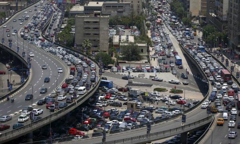 الحق مشوارك.. كثافات مرورية عالية بشوارع وميادين القاهرة الكبرى