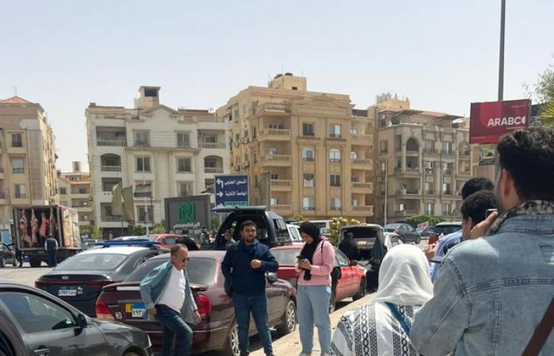 جنازة شيرين الطحان.. محمد محمود أول الحضور وانهيار والدتها