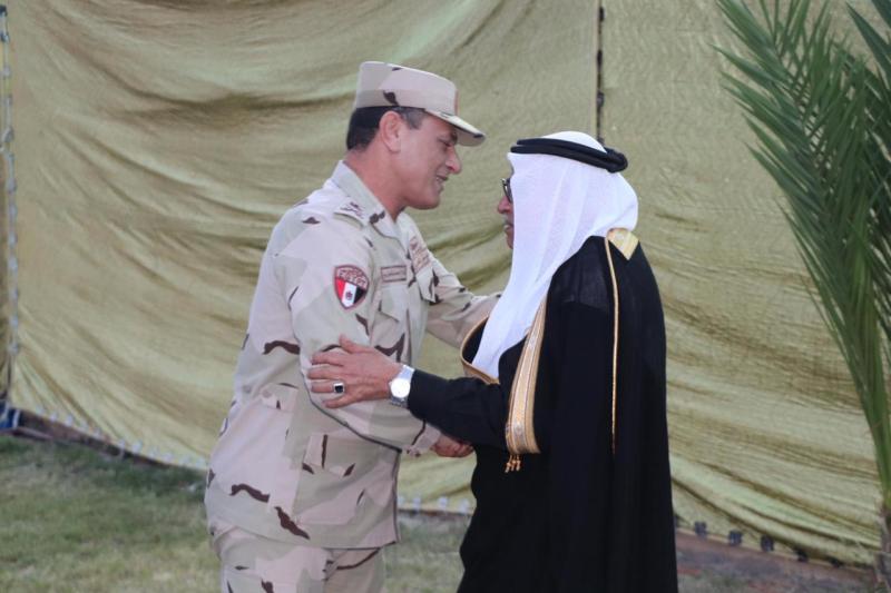قيادة الجيش الثاني الميداني تنظم مؤتمرا وحفل إفطار لشيوخ وعواقل شمال سيناء