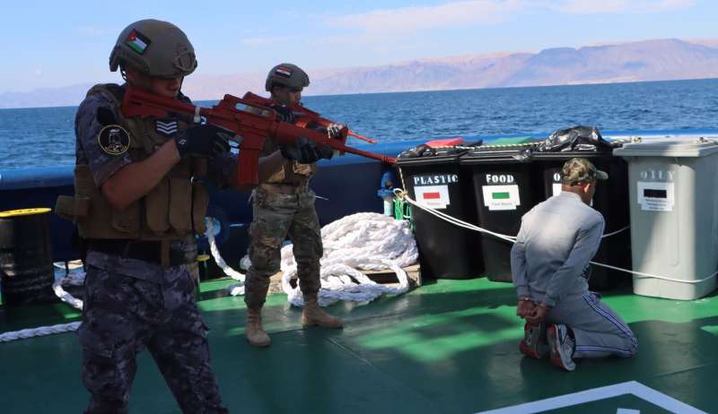 القوات البحرية المصرية تشارك فى التدريب البحري الدولي المشترك بالبحرين والأردن