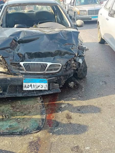 مصرع طفلة وإصابة شخصين إثر حادث تصادم سيارتين بمدينة السلام