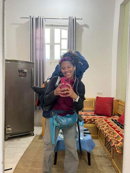مصرية تسافر برا إلى جنوب إفريقيا-حسابها الشخصي