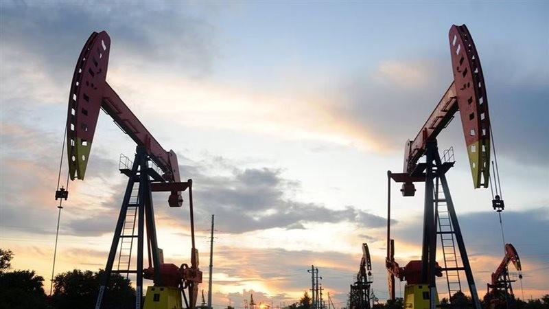 أسعار النفط تعمق خسائرها وسط مخاوف الركود الاقتصادي