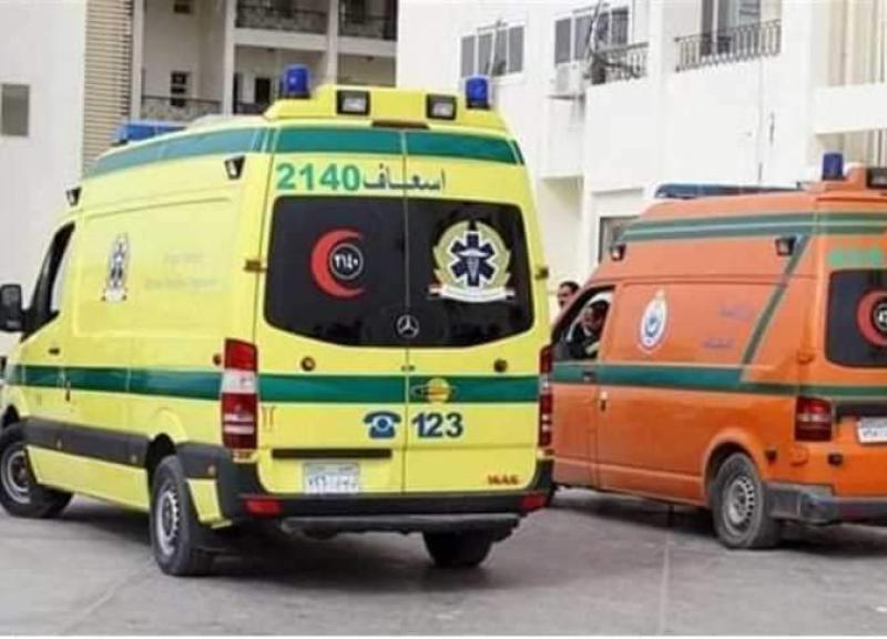 إصابة 7 أشخاص في حادث تصادم تروسيكل بعمود إنارة في سوهاج