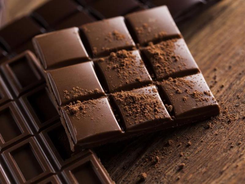 «الموت في كيس شوكولاتة».. بريطانيا تحذر مواطنيها من تناول الحلوى