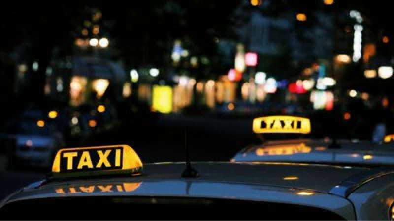 أجرة تاكسي 
