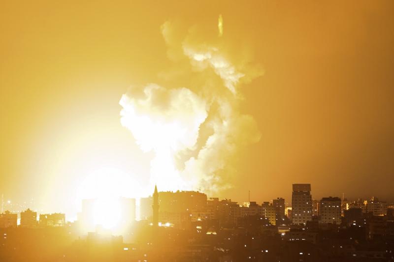 قصف غزة -وفا