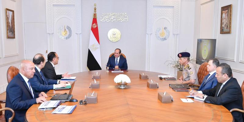 الموقع الرئاسي ينشر فيديو اجتماع الرئيس السيسي لمتابعة إجلاء المصريين من السودان