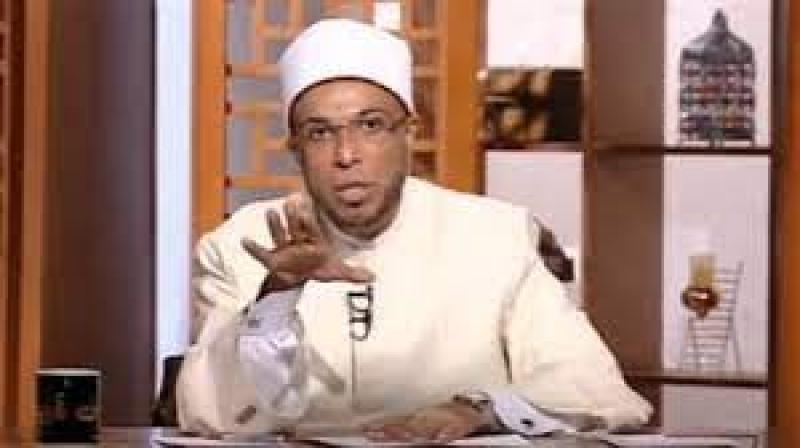 سبب منع «محمد أبو بكر» الإمام السابق لمسجد السيدة زينب من صعود المنابر