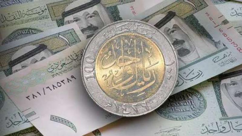 سعر الريال السعودي أمام الجنيه بختام تعاملات اليوم