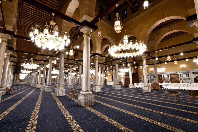 لأول مرة.. 40 من كبار القراء يختمون القرآن مرتلا بمسجد الإمام الحسين