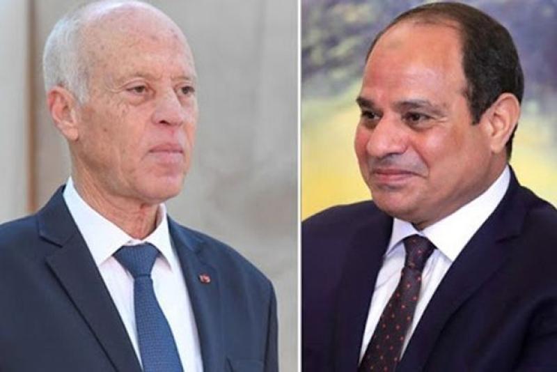 الرئيس السيسي يستقبل نظيره التونسي بمقر إقامته في جدة