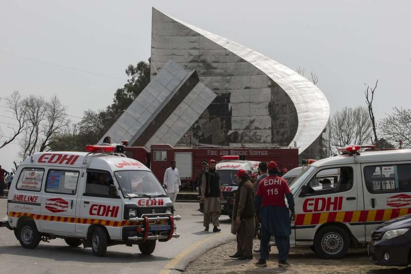 10 قتلى و25 مصابا في انهيار جليدي بباكستان