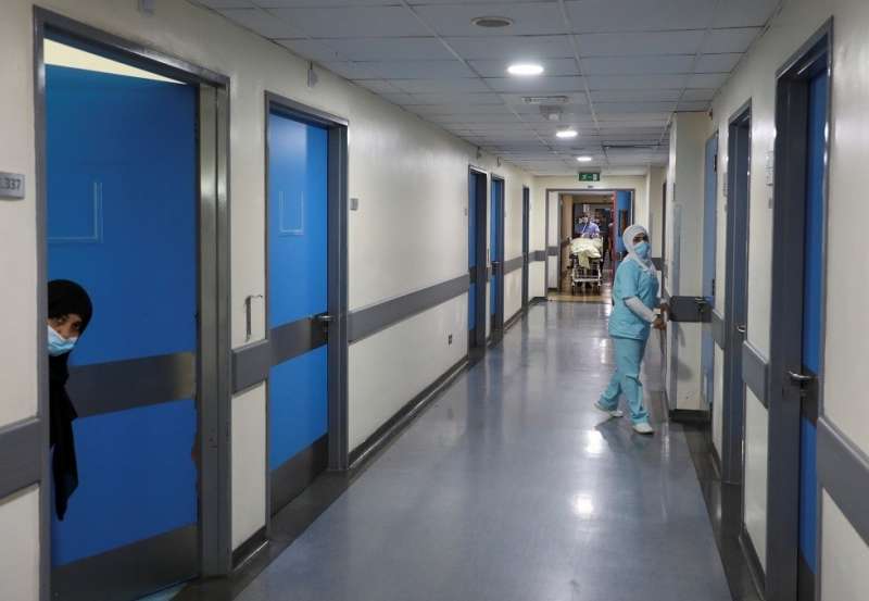 الرقابة الإدارية تكشف تغيب 271 عاملا وتعطل 13 جهازا بمستشفى في الشرقية