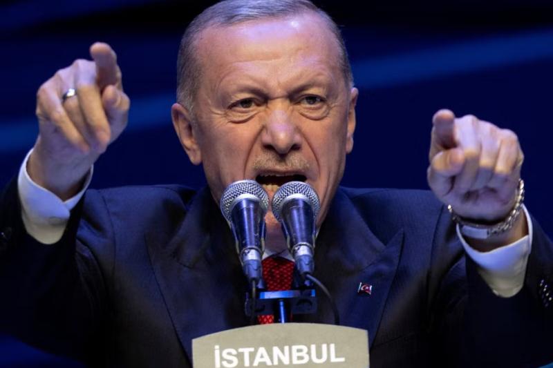 عاجل.. وسائل إعلام: أردوغان يفوز بولاية رئاسية جديدة في تركيا