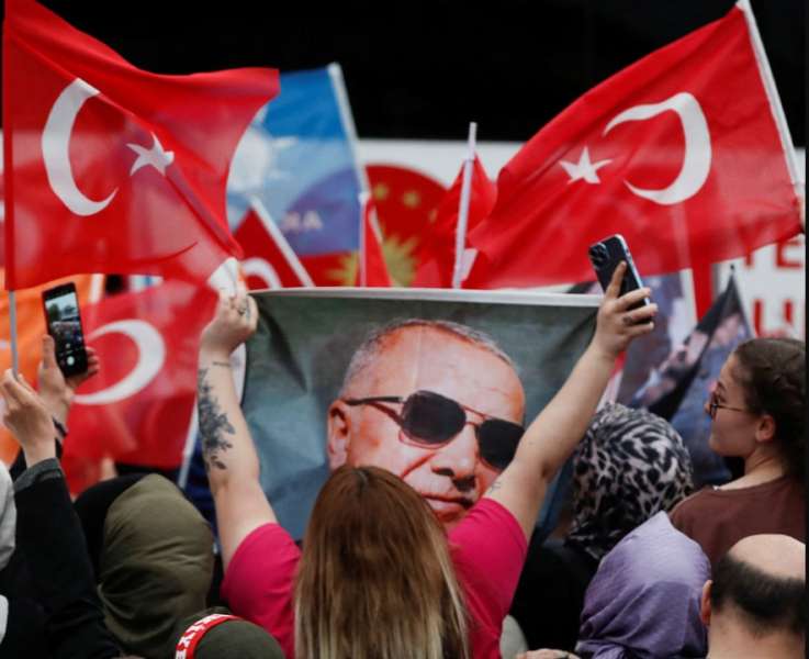 هيئة الانتخابات التركية تعلن فوز أردوغان بولاية رئاسية ثالثة