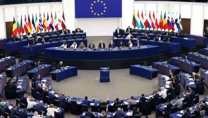 البرلمان الأوروبي يوافق على زيادة إنتاج الذخيرة لـ أوكرانيا