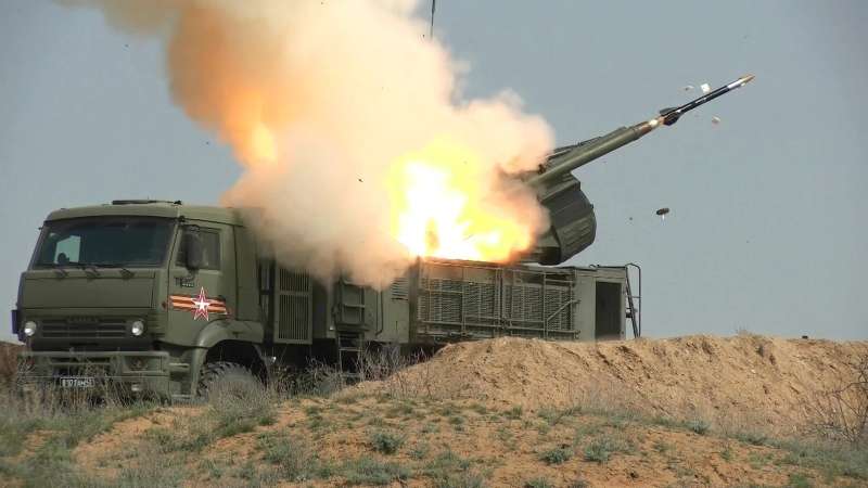 دفاعات روسيا الجوية تسقط صاروخا بمنطقة زابوريجيا