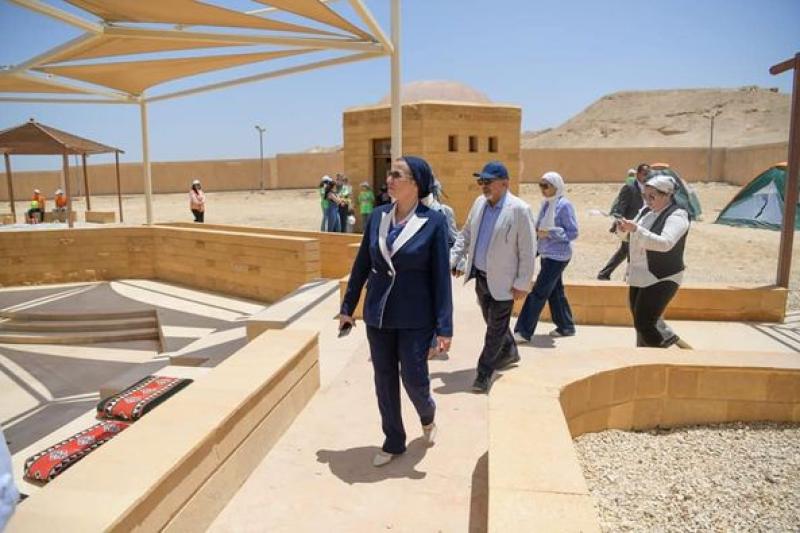 وزيرة البيئة خلال افتتاح نادي العلوم بمحمية قبة الحسنة