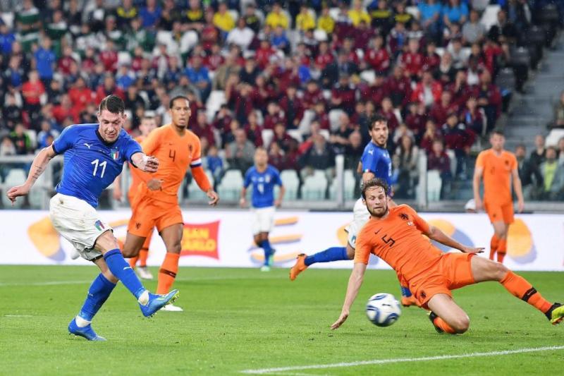 التشكيل الرسمي لمباراة إيطاليا ضد هولندا بدوري الأمم الأوروبية