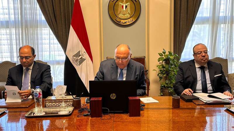 شكري: مصر توفر موارد ضخمة لضمان تشغيل المعابر الحدودية لاستقبال الفارين من الصراع بالسودان