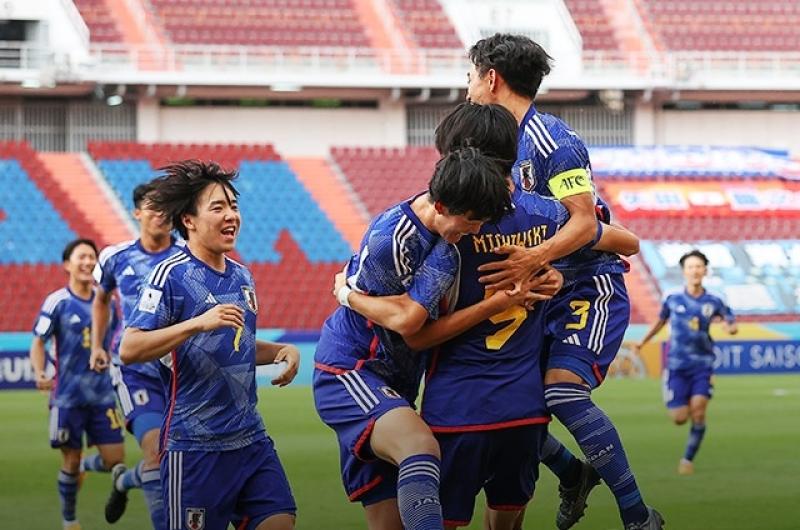 منتخب اليابان يفوز على أستراليا ويتأهل لنصف نهائي كأس آسيا للشباب