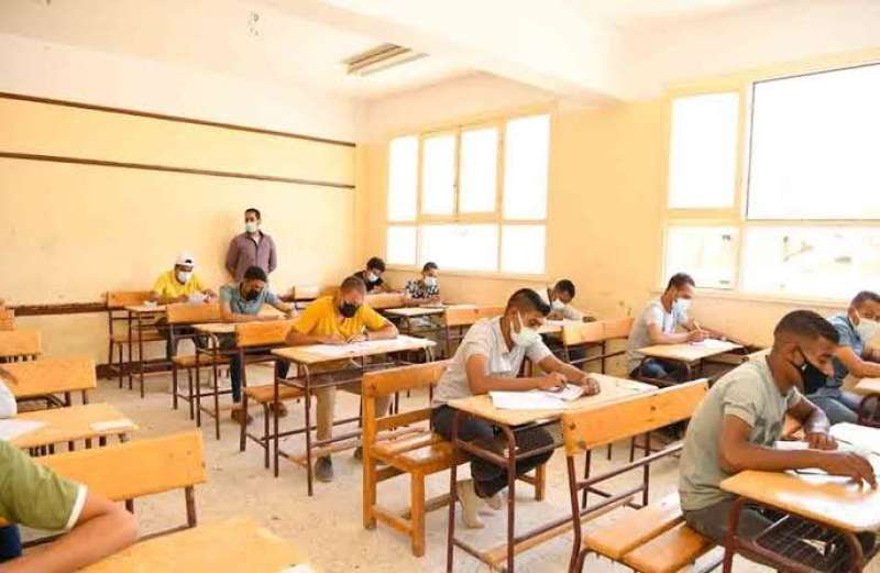 غداً.. طلاب الثانوية العامة يؤدون امتحان الفيزياء للعلمي والتاريخ للأدبي