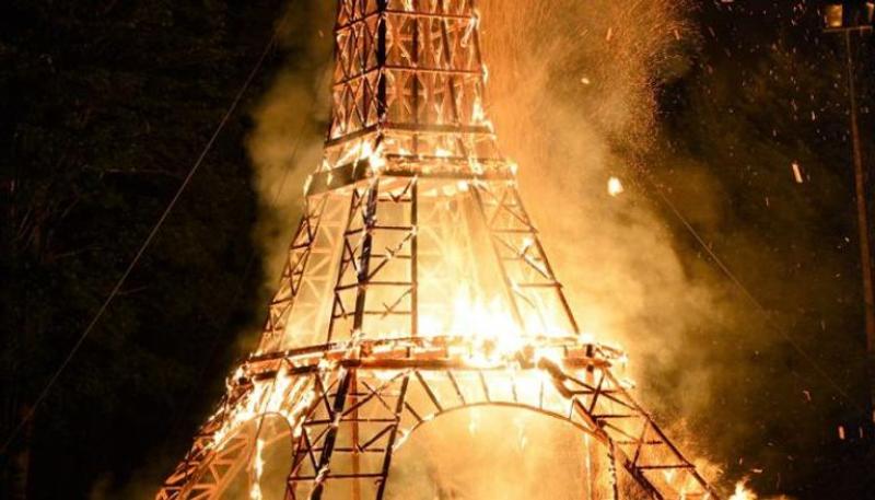 حقيقة احتراق برج إيفل خلال الاحتجاجات الأخيرة في فرنسا