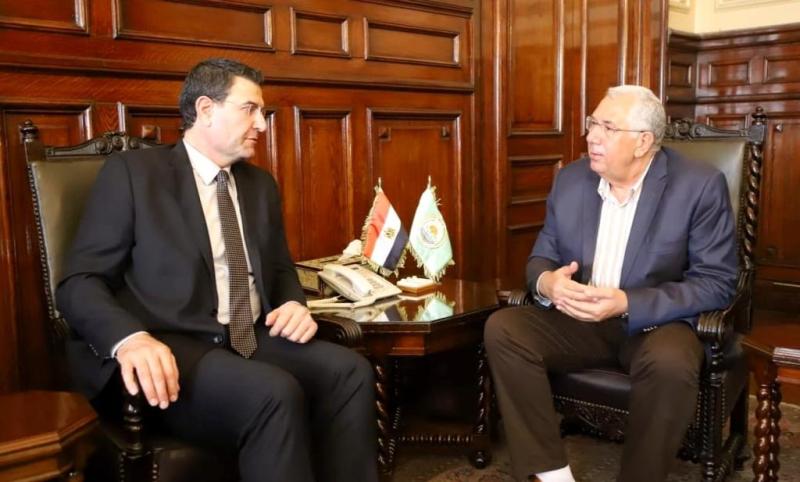 وزير الزراعة يبحث مع نظيره اللبناني تعزيز التعاون بين البلدين