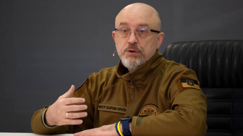 وزير الدفاع الأوكراني 