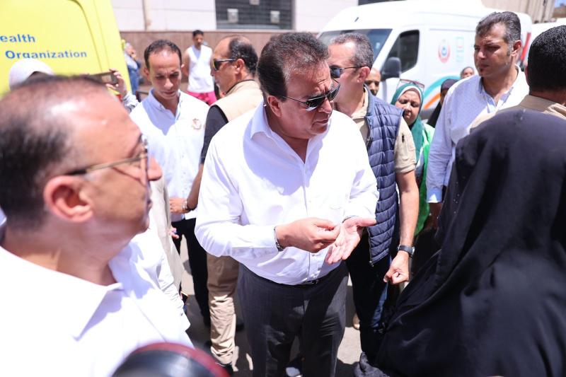 وزير الصحة يتابع نسب تردد المواطنين على حملة «100 يوم صحة» بمنطقة القباري في الإسكندرية