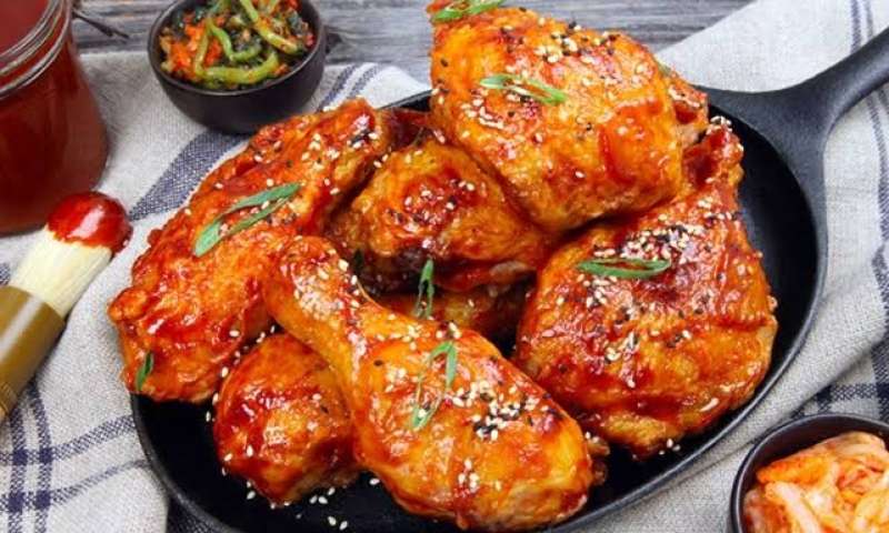 أكلة سريعة.. طريقة عمل الدجاج الكوري
