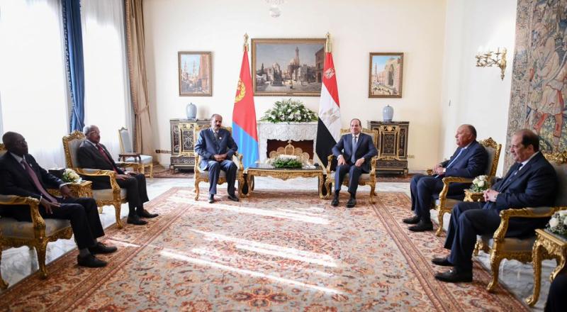 الرئيس السيسي يؤكد حرص مصر على تعزيز العلاقات الثنائية مع إريتريا في كافة المجالات