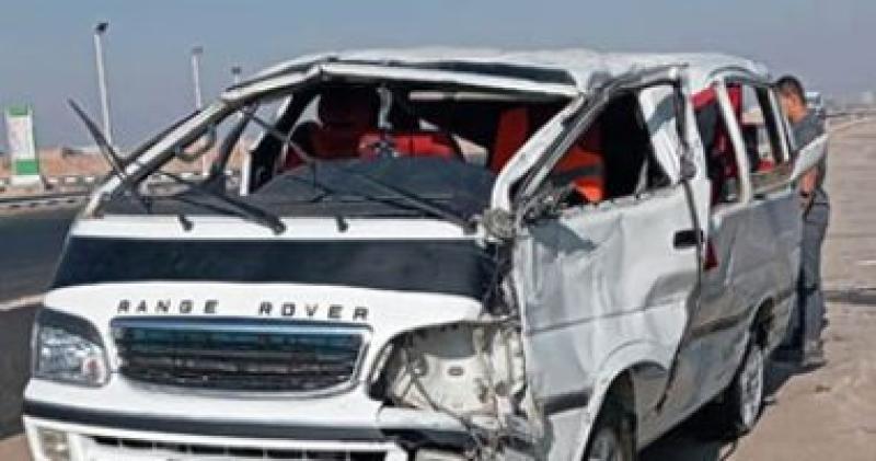 «انقلبت بهم السيارة».. إصابة 9 أشخاص في حادث سير بالشرقية