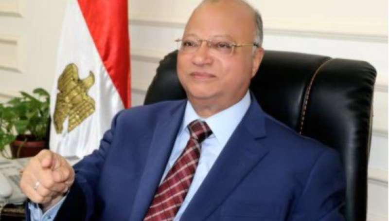 محافظ القاهرة يوجه بحملات لضبط سرقات الكهرباء ومنع تركيب إنارة الزينة