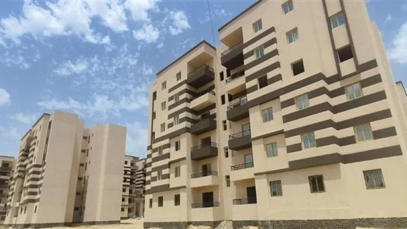 وزير الإسكان: جار تنفيذ أعمال تشطيب واجهات عمارات مبادرة سكن كل المصريين بالعبور الجديدة