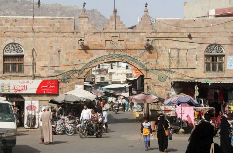 السعودية تمنح اليمن 1.2 مليار دولار مساعدات اقتصادية