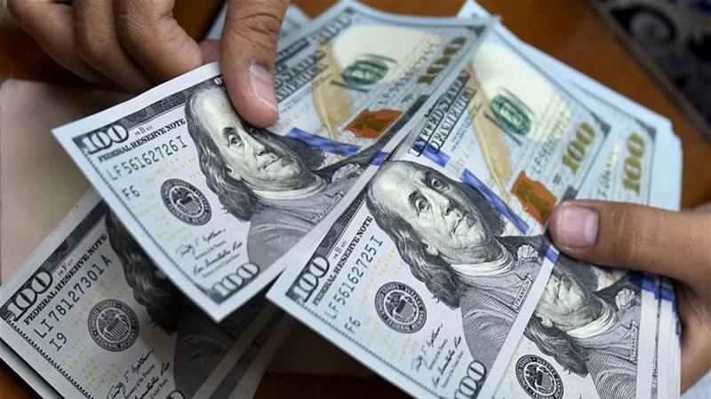 اقتصادي: وكالة «بلومبيرج» أعلنت تراجع الدولار أمام الجنيه بالسوق السوداء