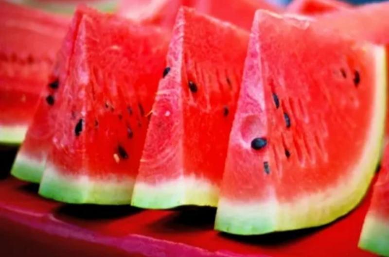 على الأصل دور.. المصريون أول من زرعوا البطيخ ثم  انتشر في العالم