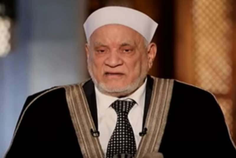 بعد شائعة وفاته.. كل ما تريد معرفته عن الدكتور أحمد عمر هاشم