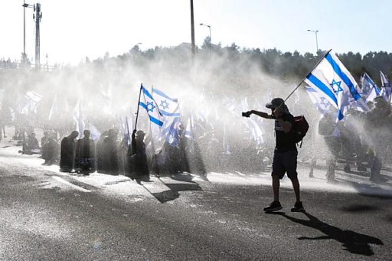 غضب شعبي يهز إسرائيل
