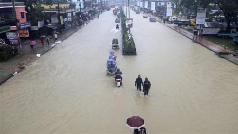 بنجلاديش.. 55 قتيلا وغرق مئات القرى جراء فيضانات غير مسبوقة