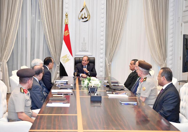 الرئيس السيسي يوجه بتشكيل منظومة متكاملة لتطوير منطقة القاهرة التاريخية