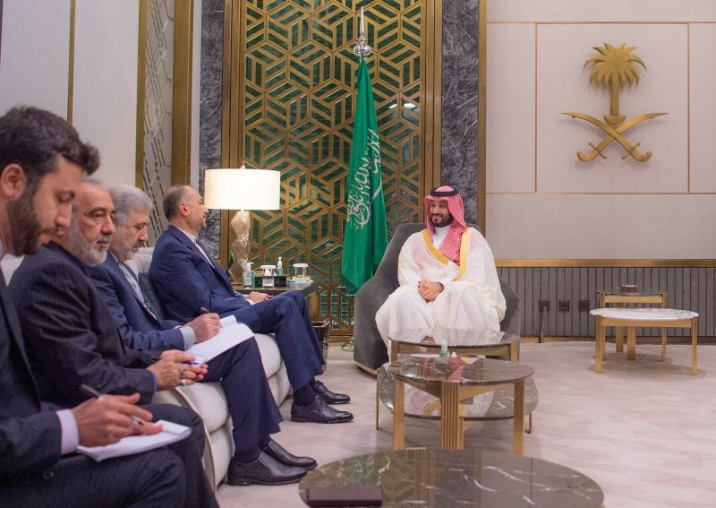 عاجل | ولي العهد السعودي يستقبل وزير خارجية إيران بجدة