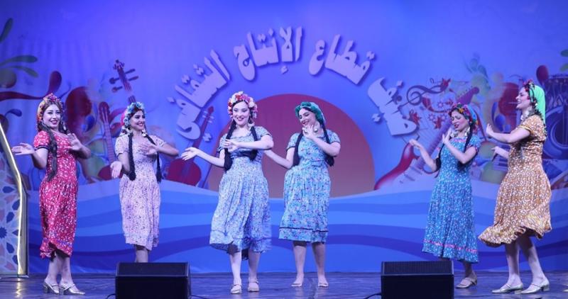 فرقة رضا تقدم «حلاوة شمسنا» على مسرح ساحة الهناجر